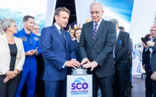 Le Président de la République Emmanuel Macron lance officiellement le Space Climate Observatory (SCO) au SIAE 2019